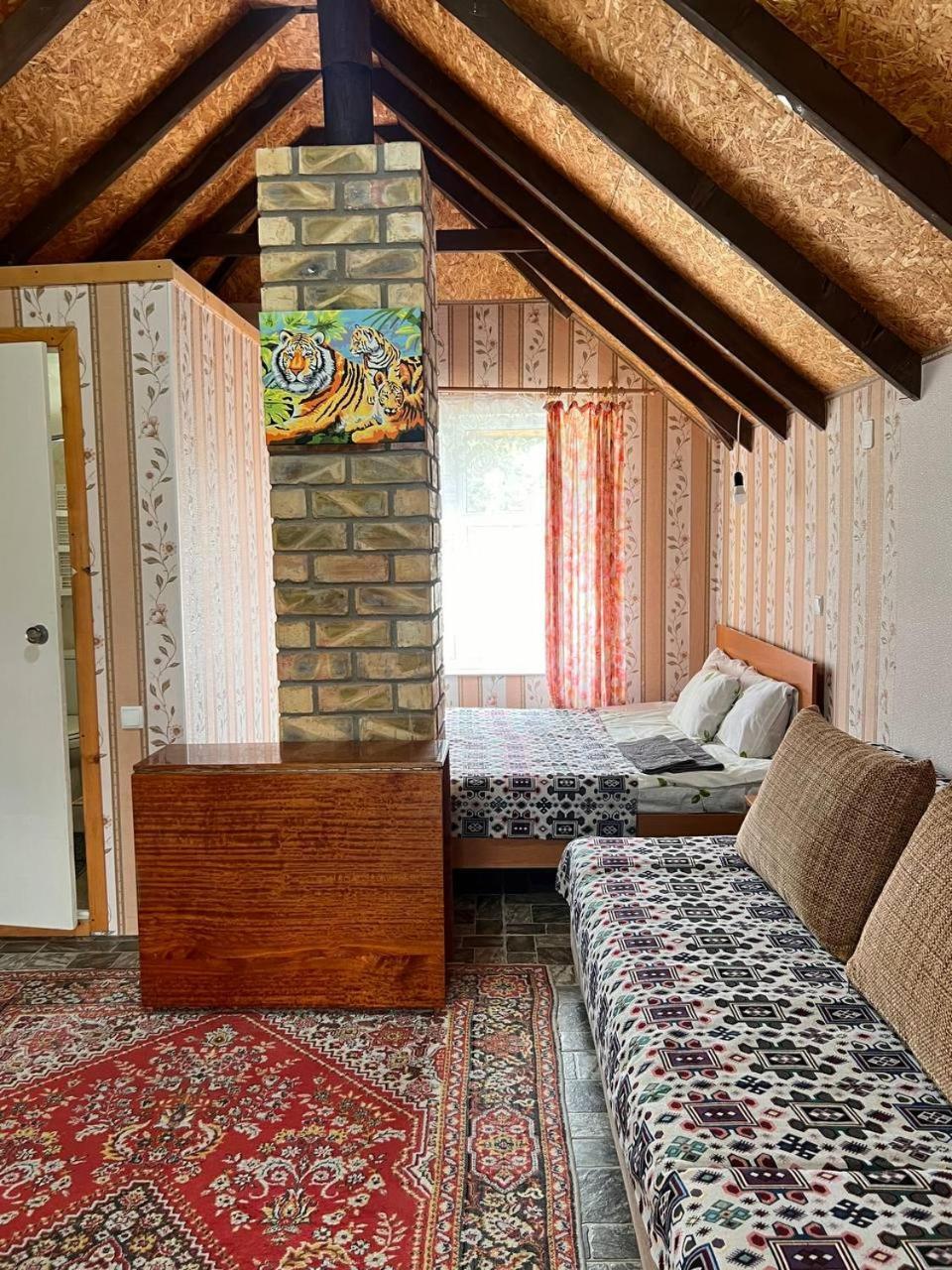 Podsolnukhi Guest House Cholpon-Ata Exteriér fotografie